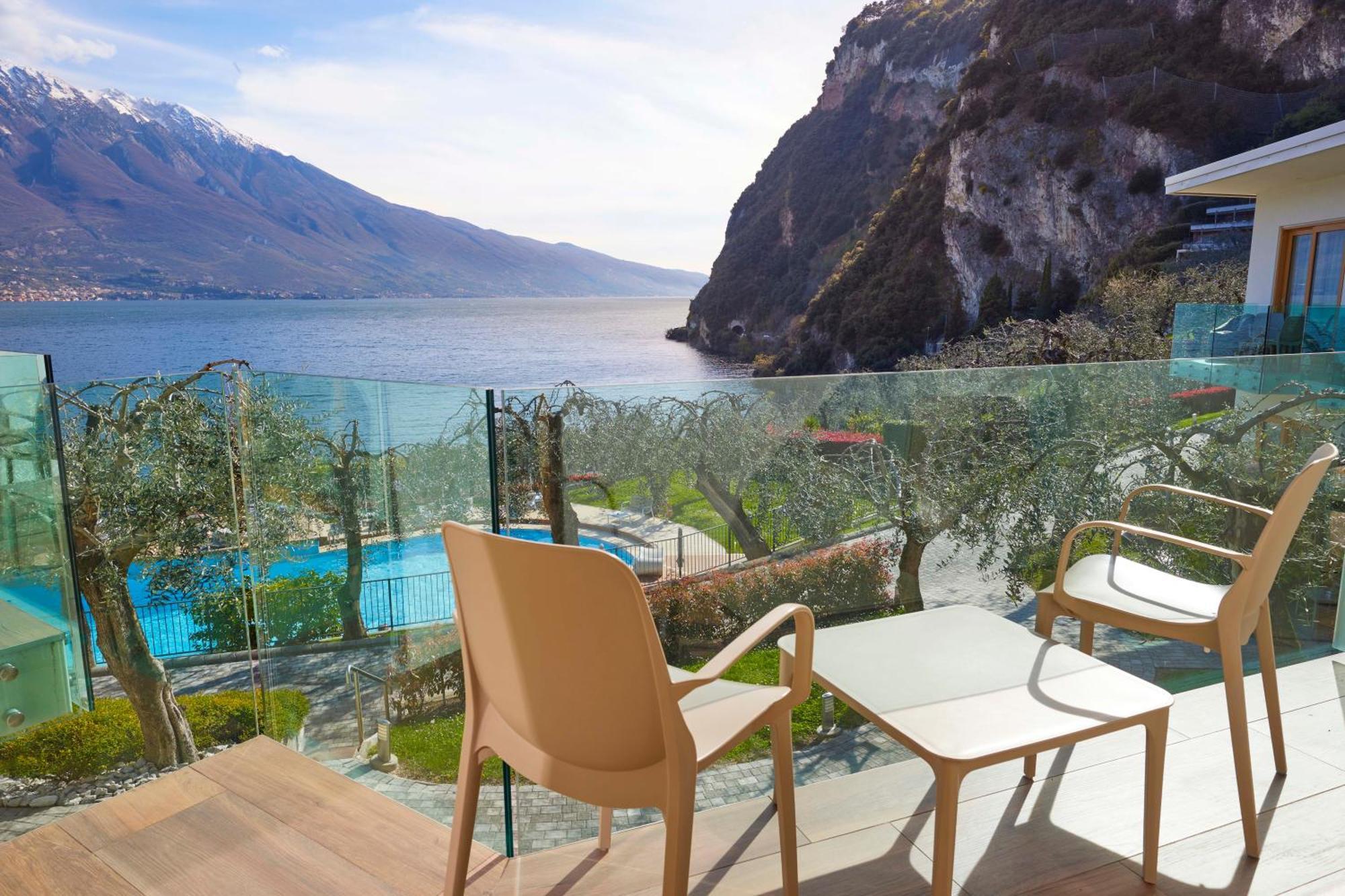 Hotel Atilius - Adults Only Limone sul Garda Quarto foto