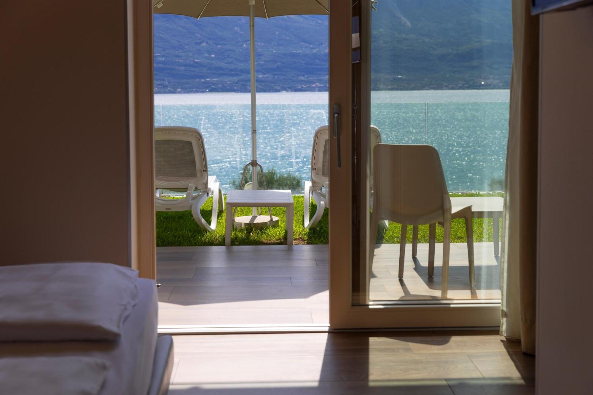 Hotel Atilius - Adults Only Limone sul Garda Quarto foto