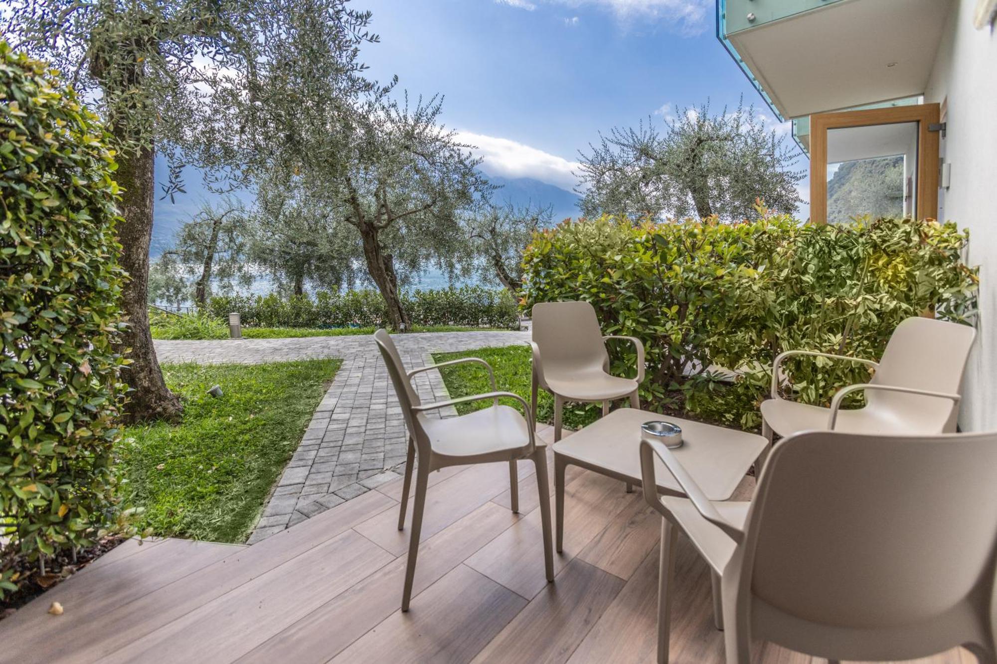 Hotel Atilius - Adults Only Limone sul Garda Quarto foto