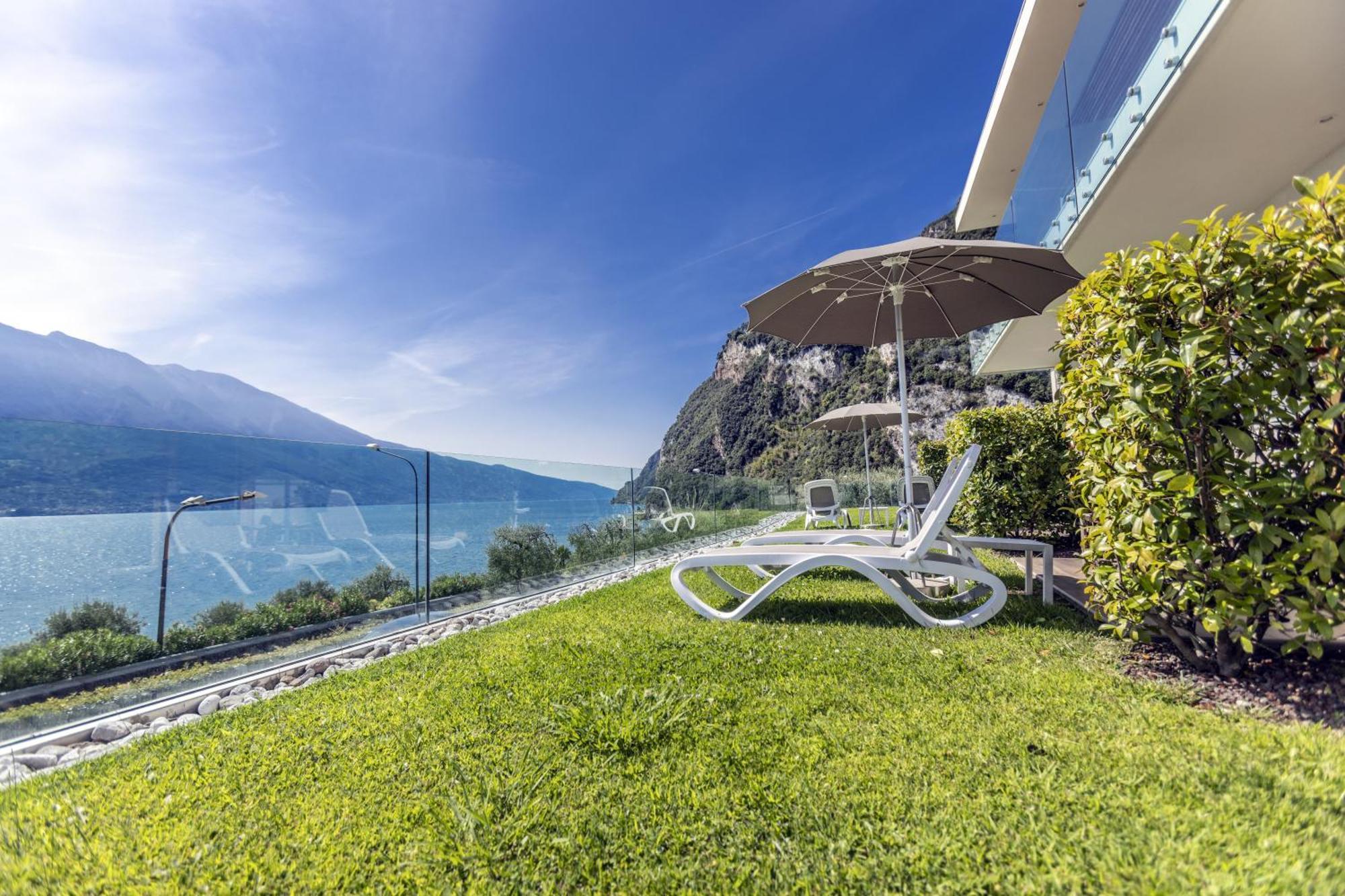 Hotel Atilius - Adults Only Limone sul Garda Quarto foto